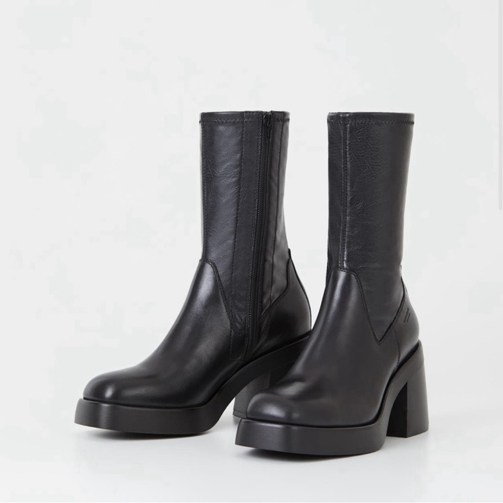 Vagabond Brooke Black Heeled Boots with Platform Sole